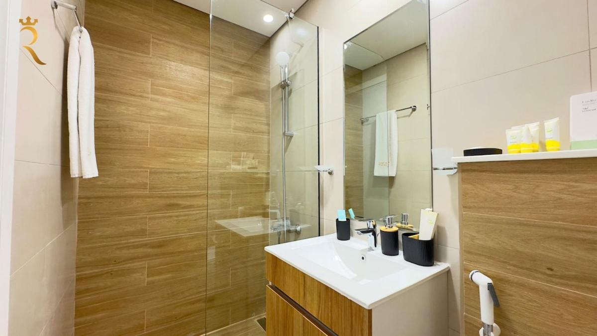 Apartment Masdar 2br Cozy Calm Poolside Abu Dhabi